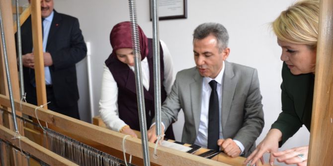 Vali Elban, ’Bilecik Bezi’ Dokudu