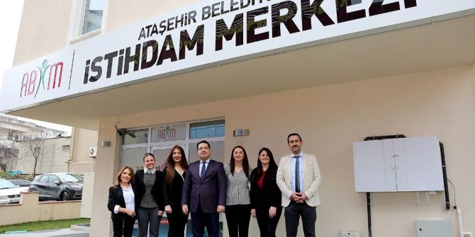 Ataşehir Belediyesi İstihdam Merkezi 200 Kişiyi İş Sahibi Yaptı