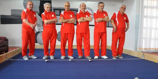 70’lik Dedeler ’Bocce’yle Tanıştı, Hayatları Değişti