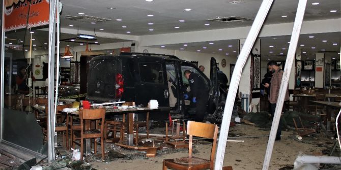 Gasp Ettiği Araç İle Köfteciye Dalan Katil Zanlısı 230 Promil Alkollü Çıktı