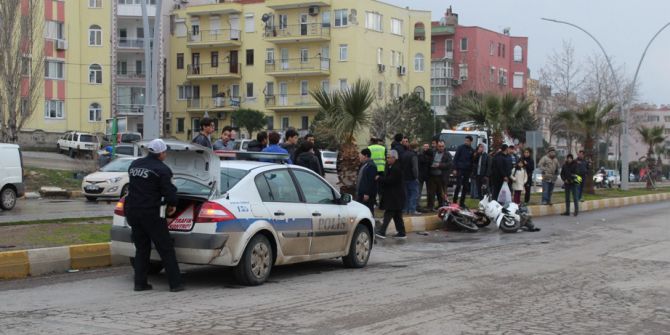 Balıkesir’de İki Motosiklet Çarpıştı: 2 Yaralı