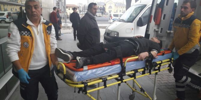 16 Yaşındaki Genç Yaralı Halde Bulundu