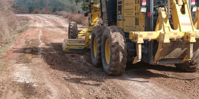 Bozulan Yolları Bakım Ve Onarım