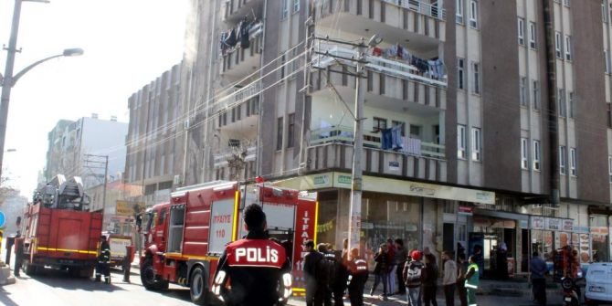 Adıyaman’da Suriyelilerin Kaldığı Evde Yangın Çıktı