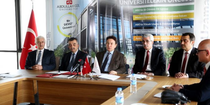 Agü İle Liseler Arasında İşbirliği Anlaşması