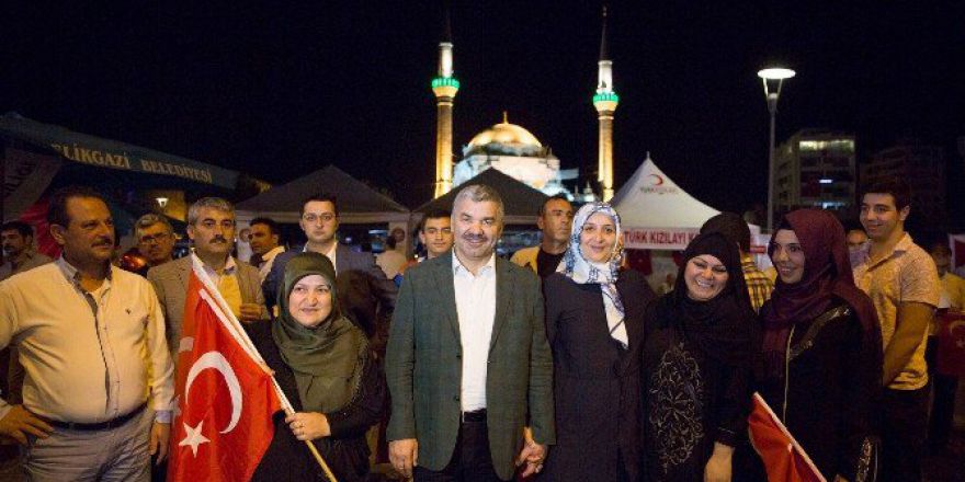 Başkan Çelik Ailece Nöbette