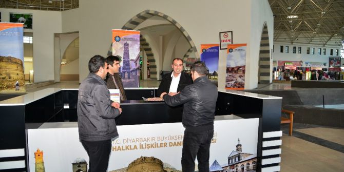 Danışma Masası Yolcuların Sorunlarını Çözüyor