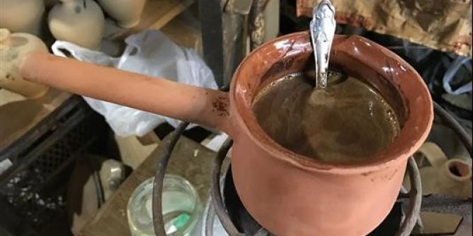 Toprak Cezvede Pişen Kahve Lezzetine Lezzet Katıyor