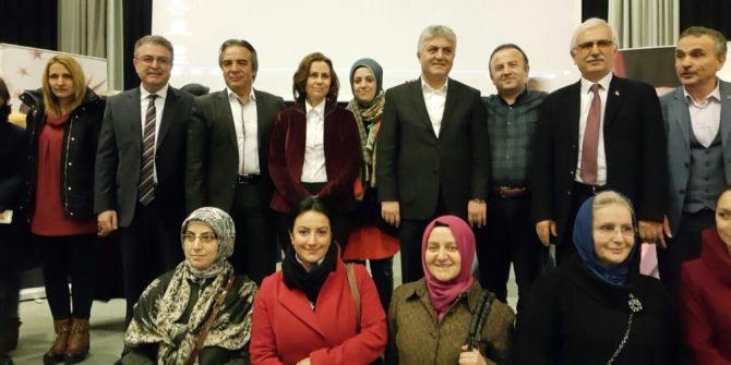 Ak Parti’de Siyaset Akademisi Eğitimleri Devam Ediyor