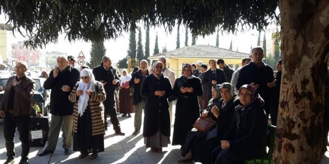 Hatay’dan 172 Umreci Dualarla Uğurlandı