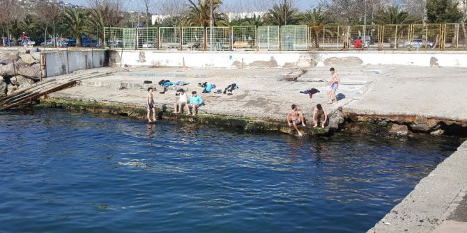 Güneş Çıkınca Denize Koştular