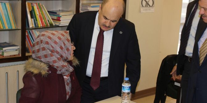 Kütüphaneye Kafeterya Yapılacak