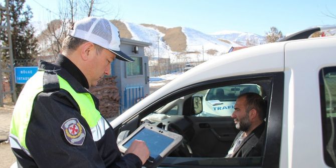 Oltu Bölge Trafik İstasyon Amirliği Trafik Denetimlerini Artırdı