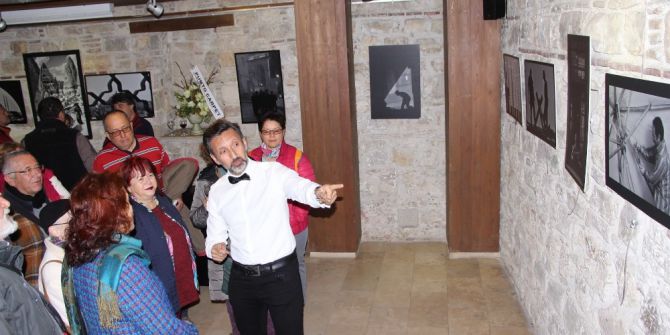 ‘Siyah Ya Da Beyaz” Fotoğraf Sergisi İbramaki’de Ziyarete Açıldı