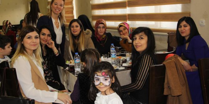 Polis Eşleri Arasında Kaynaşma Etkinliği