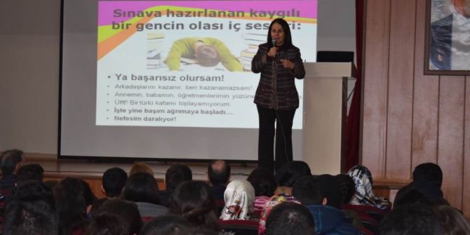 Susuz’da Öğrencilere Seminer Verildi