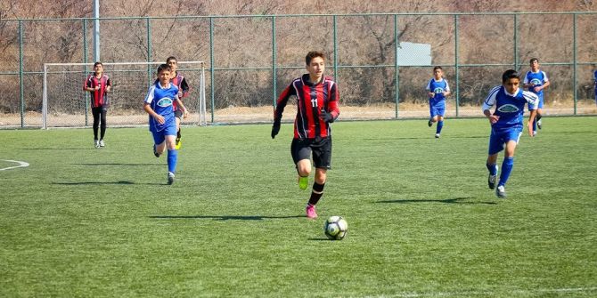 Yıldız Erkekler Futbol İl Birinciliği Müsabakaları Devam Ediyor