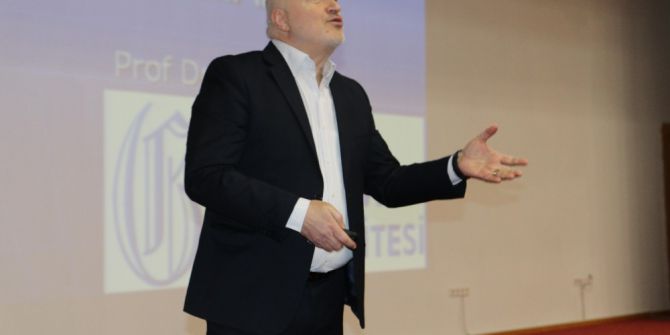 Sağlık Çalışanlarına "Depresif Davranış Bozukluğu" Konferansı