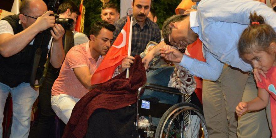 Tarihi Fotoğraf Uşak’ta Tekrar Yaşandı