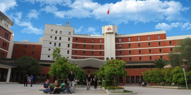 Fark Oluşturanlar İzmir Ekonomi’de