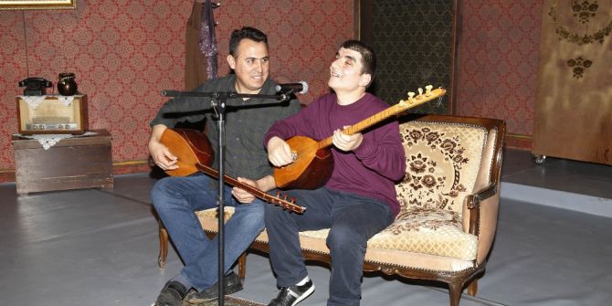 Engelli Gencin Sahne Hayali Gerçek Oldu