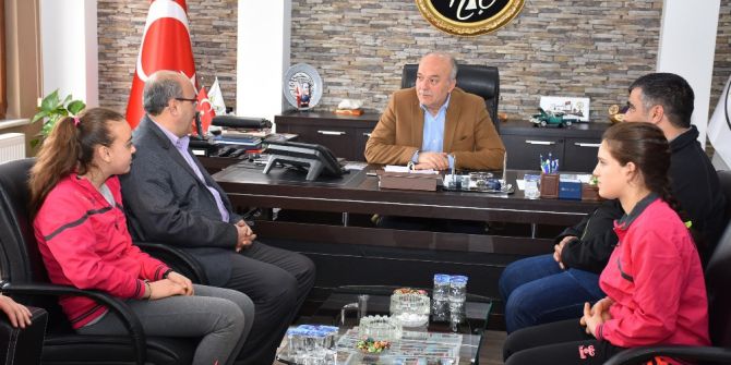 Dursunbey Ybo Öğrecileri Futsalda İl Birincisi Oldu