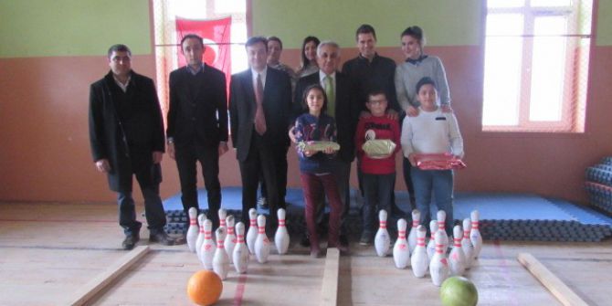 Mahmudiye Atatürk İlkokulu Öğrencileri Bowling Topuna İlk Kez Dokundu