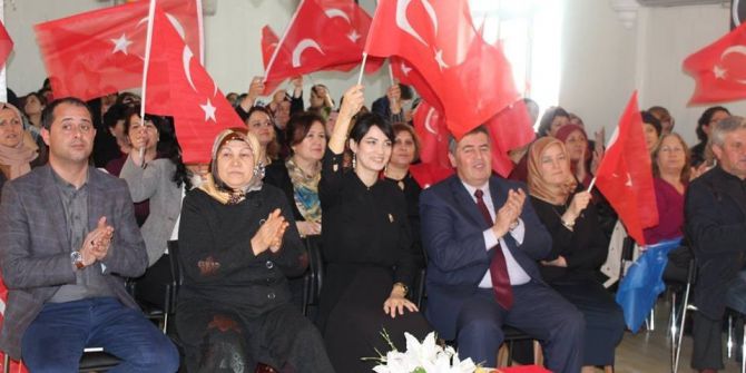 Ak Kadınlar Buharkent’te Buluştu