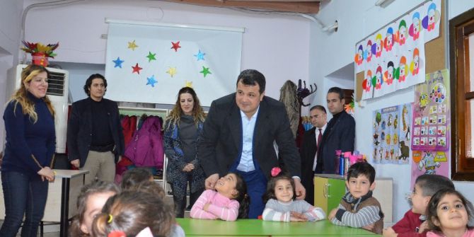 Özkan’dan Sur’da Faaliyet Gösteren Kurumlara Ziyaret