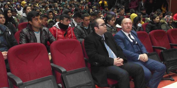 Varto’da “İslam’da Şefkat Ve Merhamet” Konulu Seminer