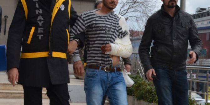 Direksiyondaki Parmak İzleri Ele Verdi