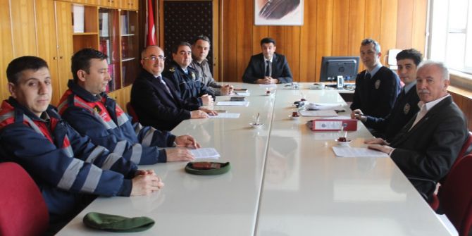 Tavşanlı’da Öğrenci Taşıma Güvenliği Toplantısı Gerçekleşti