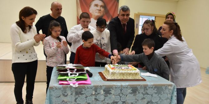 Özel Çocukların Özel Günü Kutlandı