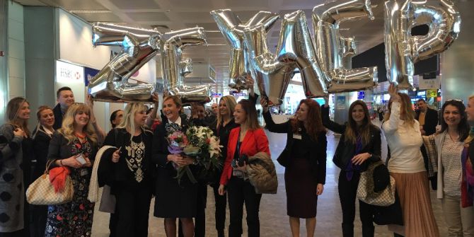 Emekli Olan Hostese Sürpriz Karşılama