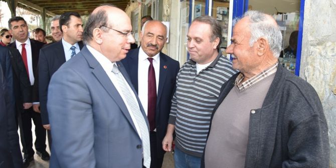 Vali Çiçek, Boğaziçi Mahallesi’nde Vatandaşlarla Buluştu