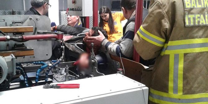 Kolunu Makineye Kaptıran İşçi Hastanelik Oldu