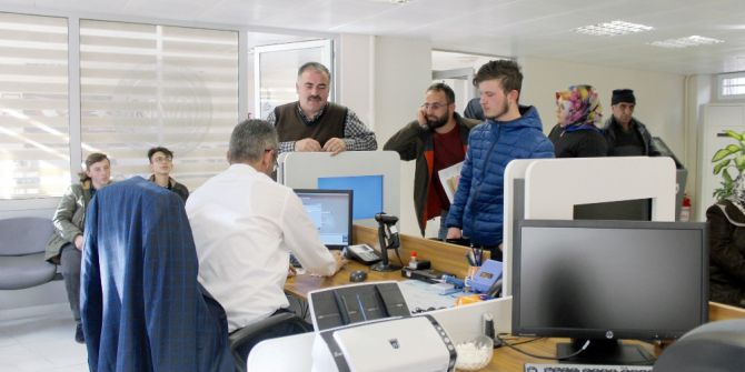 Gümüşhane’de Yeni Kimlik Kartları İçin Mesai Saatleri Değiştirildi