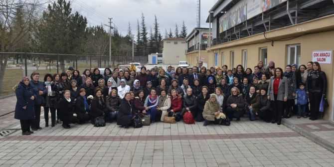 Başkan Ataç Kursiyelerle Bir Araya Geldi