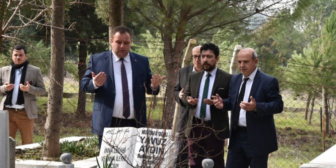 Ülkücü Aydın Ve Uçar Mezarı Başında Anıldı