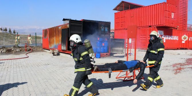 Kahramanmaraş’ta Nefesleri Kesen Yangın Ve Deprem Tatbikatı Yapıldı
