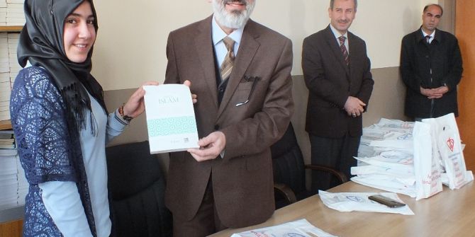 ‘Van Okuyor’ Projesi