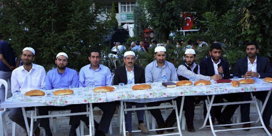 Demokrasi Şehitleri İçin Mevlid-i Şerif Okutuldu