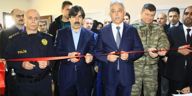 Hakkari’de Semt Kütüphanesi Açılışı