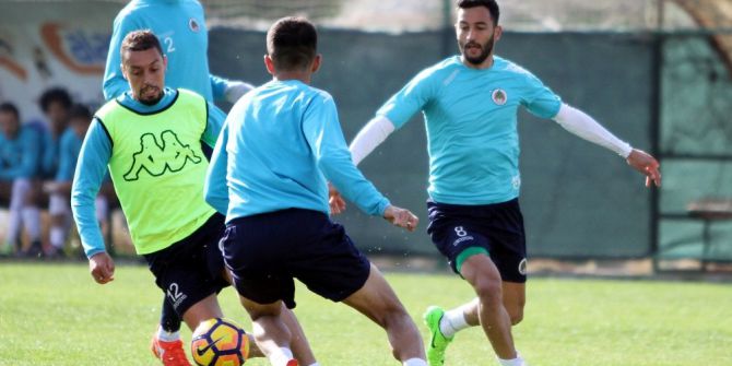 Hasan Çavuşoğlu: "Şehrin, Süper Lig Takımına İlgisizliği Bizi Üzüyor"