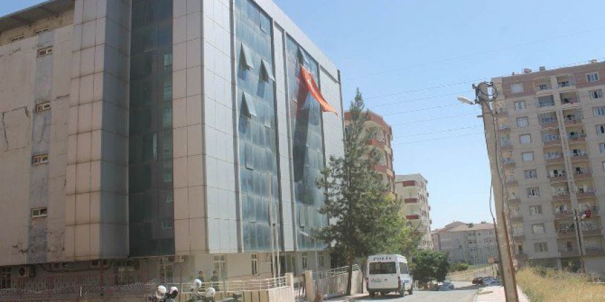 Mardin’de 11 Eğitim Kurumu Ve 36 Dernek Kapatıldı