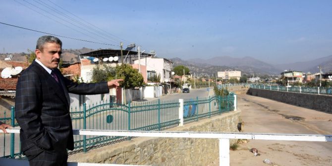 Nazilli Belediyesi, Dereköy Çayını Temizledi