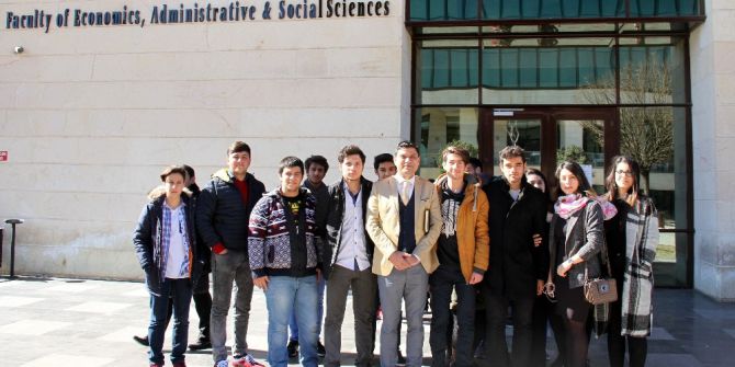 Üniversite Adayları Sınavsız Hkü’ye Girdi