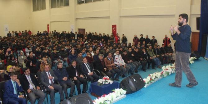 Adem Özköse Gençlerle Buluştu