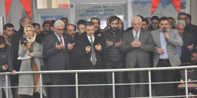 Eleşkirtli Kadınlar Umreye Uğurlandı