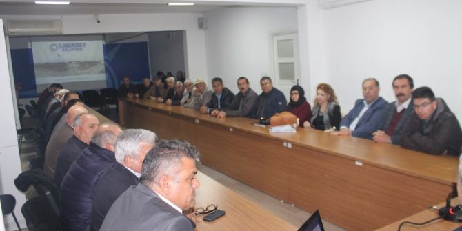 Tahmazoğlu Siyaset Akademisinde Konuştu